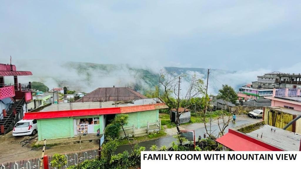 Odyssey'S Pateng Homestay, Cherrapunji Esterno foto