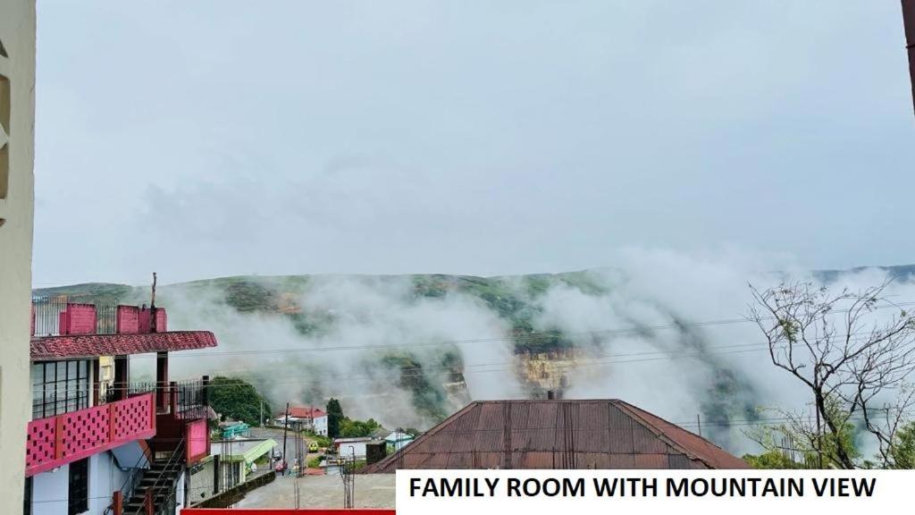 Odyssey'S Pateng Homestay, Cherrapunji Esterno foto