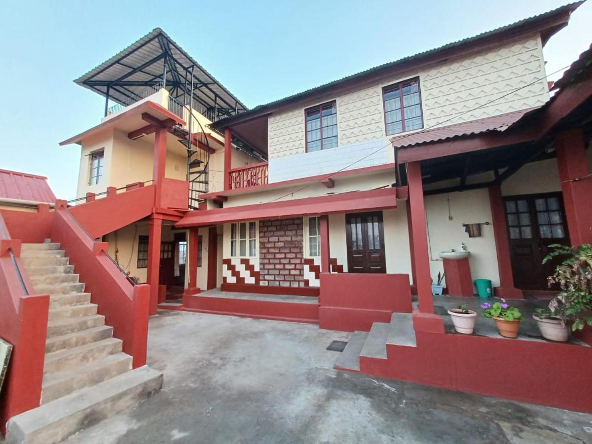 Odyssey'S Pateng Homestay, Cherrapunji Esterno foto